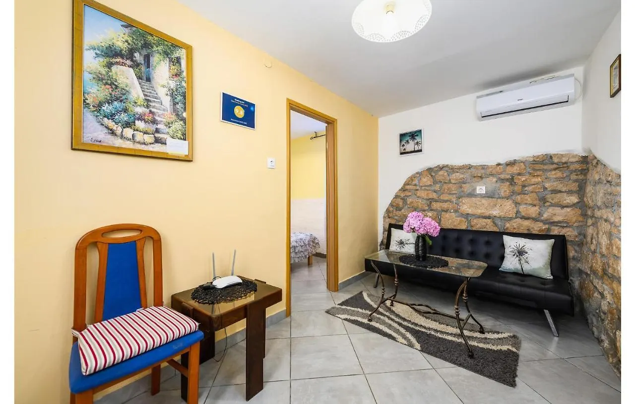 펜션 1 Bedroom Lovely Home In Barat