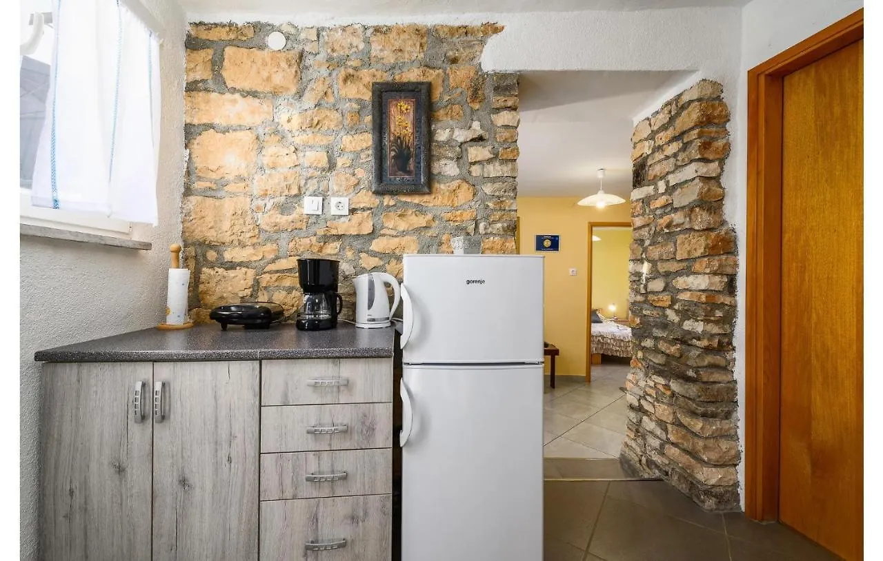 1 Bedroom Lovely Home In Barat 0*, Barat (Rovinj)