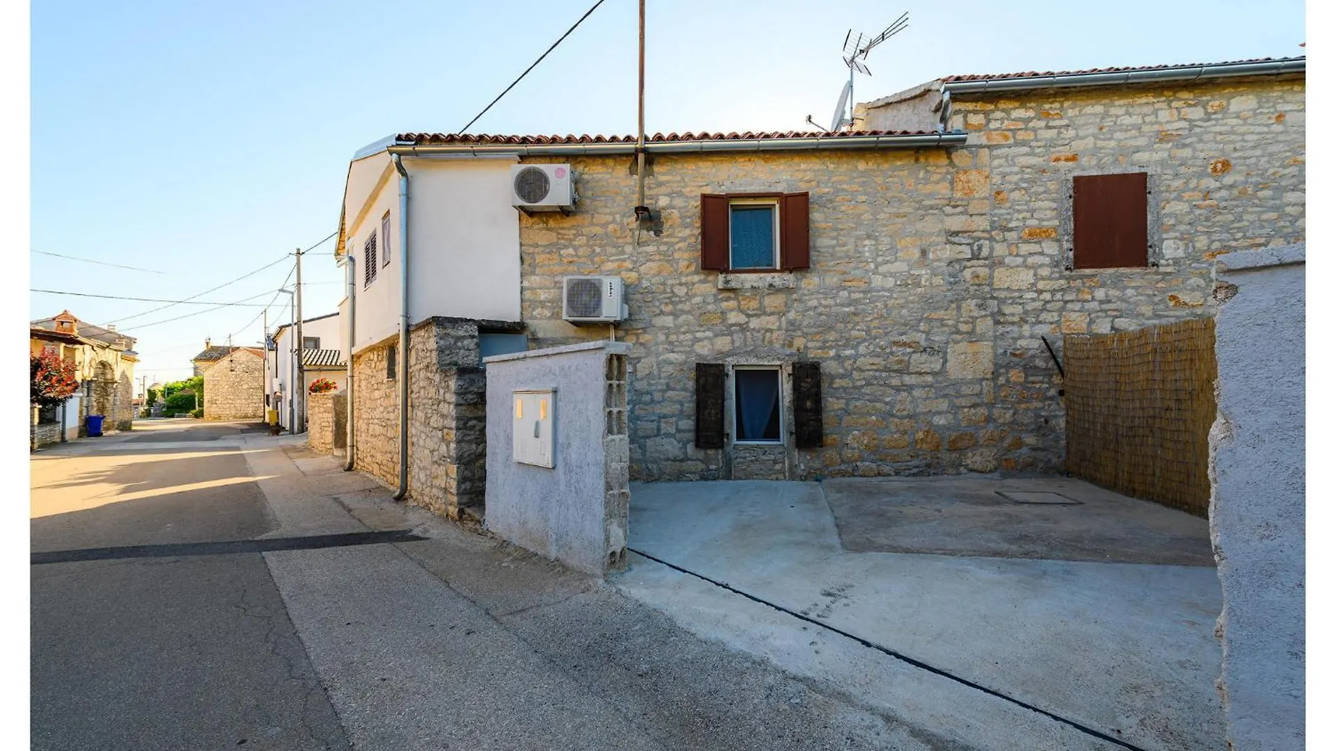 1 Bedroom Lovely Home In Barat 0*, Barat (Rovinj)